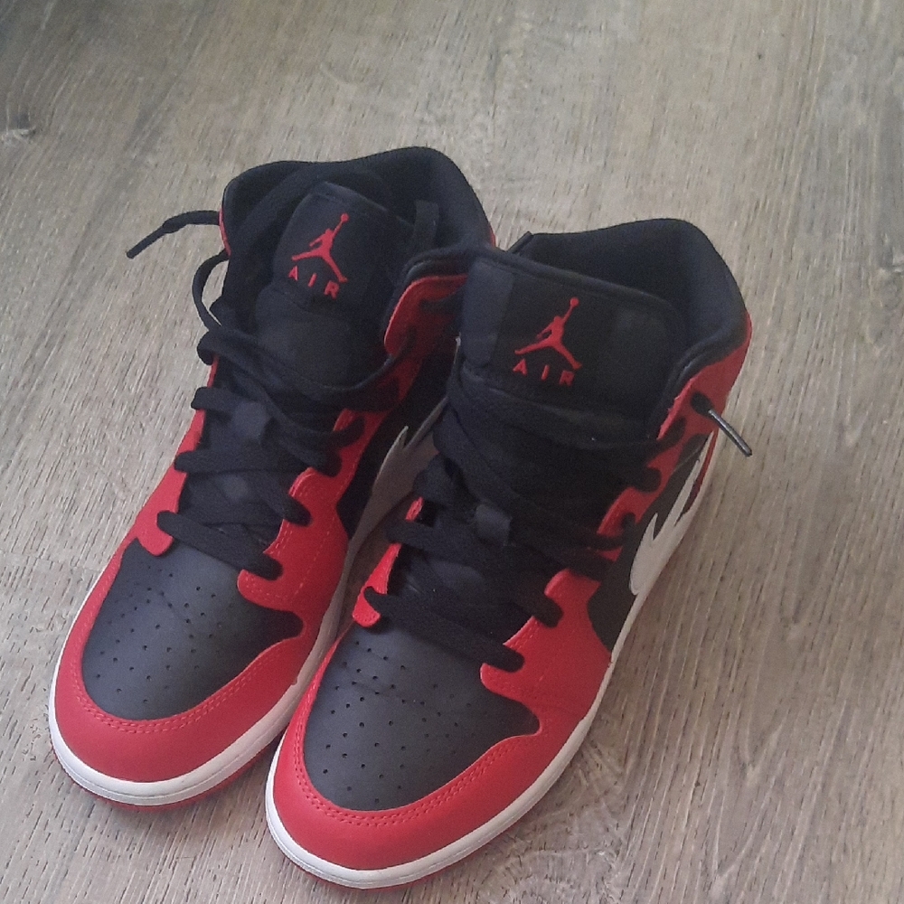 Kids Sneakers - Red and Black